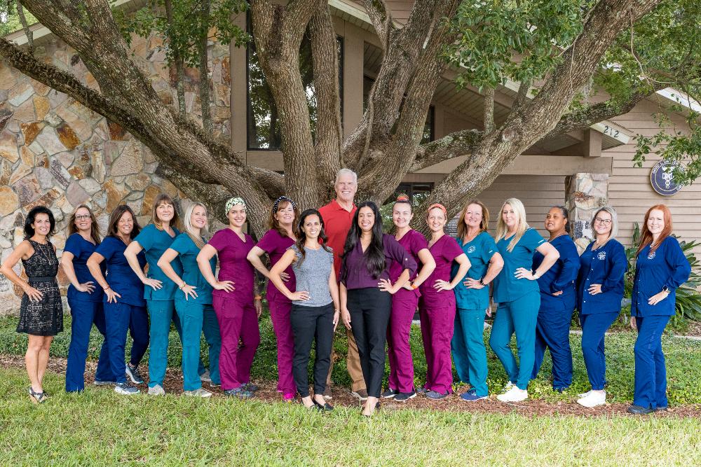 Dentists and staff at Walker & Barr, DMD in Brandon, FL